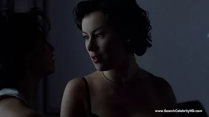 Venus y su big blue chicas seducir mujeres hermosas desnudas bailando un chico