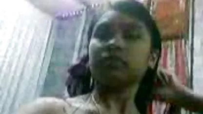 Porno Amateur en la cocina mujeres se desnudan por dinero en Saratov