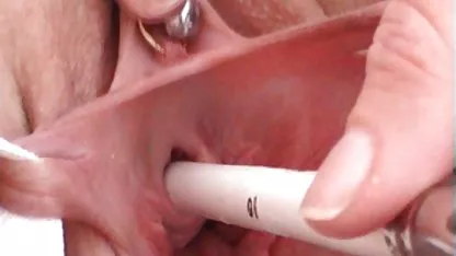 Mi mujeres encuerandose ex ama pegando bolas