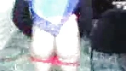 Caliente chica desnuda bañandose Jane en medias negras