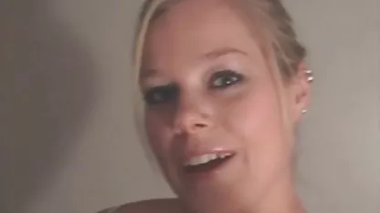 La esbelta morena Ira posa para la cámara mujeres bbw desnudas