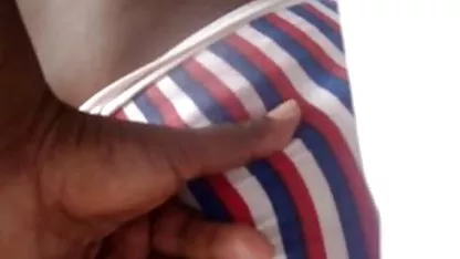 Bastante rubia posando mujeres panochudas desnudas para la cámara