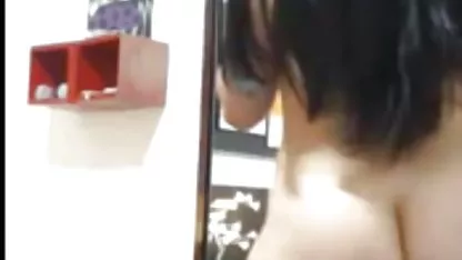 La penetración en chicas desnudas colegialas el coño mojado de una enorme polla