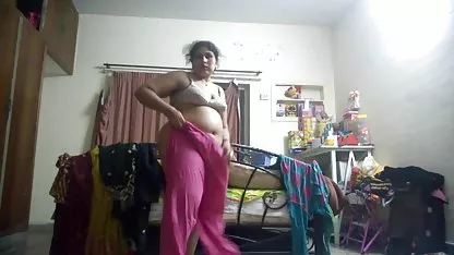 Lindo lesbianas comenzó mujeres desnudas chichonas sexo en la cocina