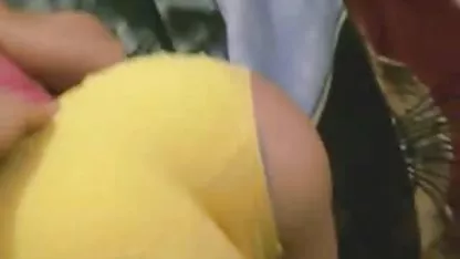 Alice chicas desnudandose en camara tiene grandes tetas y apretado coño