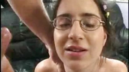Tio dispara cum directamente mujeres desnudas en 4k en el cuello