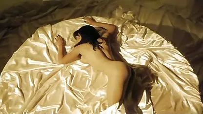 Puto duro de un jugoso perra, el tío violentamente cum en xxx modelos desnudas su estómago