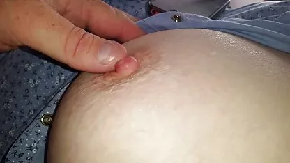 Alexandra nenas caseras desnudas se masturba mientras guy en aria